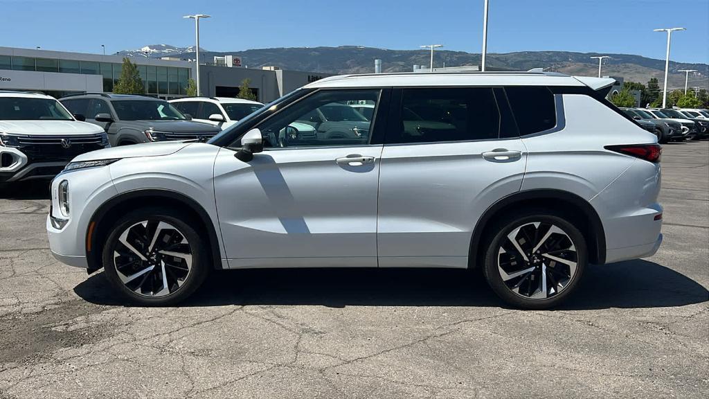 used 2022 Mitsubishi Outlander car, priced at $25,988