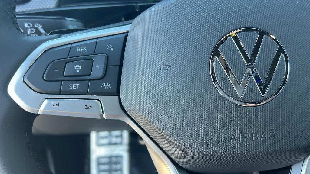 new 2026 Volkswagen Atlas Cross Sport car, priced at $56,056