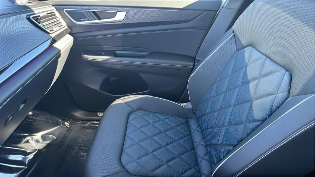 new 2026 Volkswagen Atlas Cross Sport car, priced at $56,056