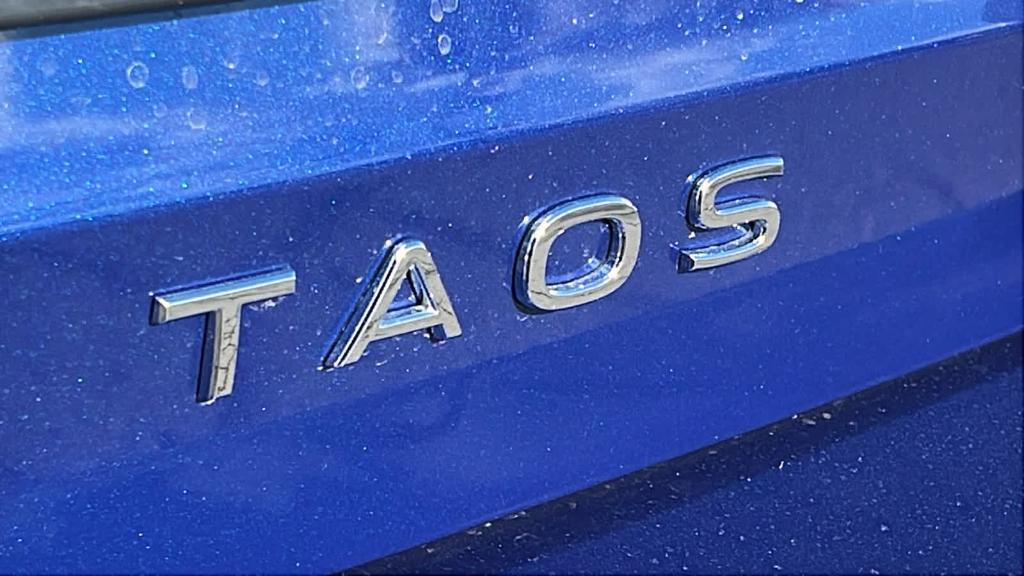 new 2024 Volkswagen Taos car, priced at $26,556