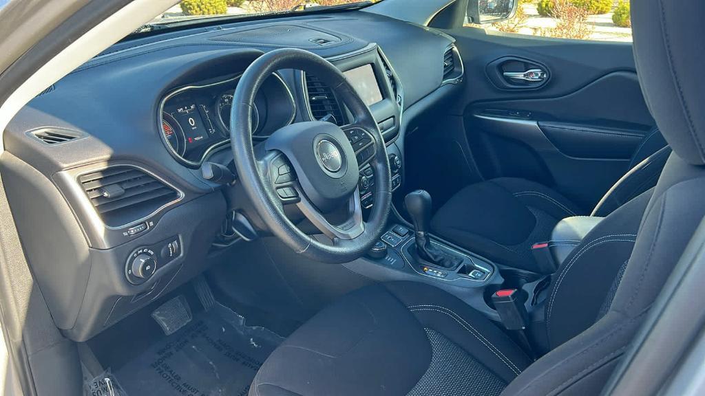 used 2019 Jeep Cherokee car, priced at $16,511