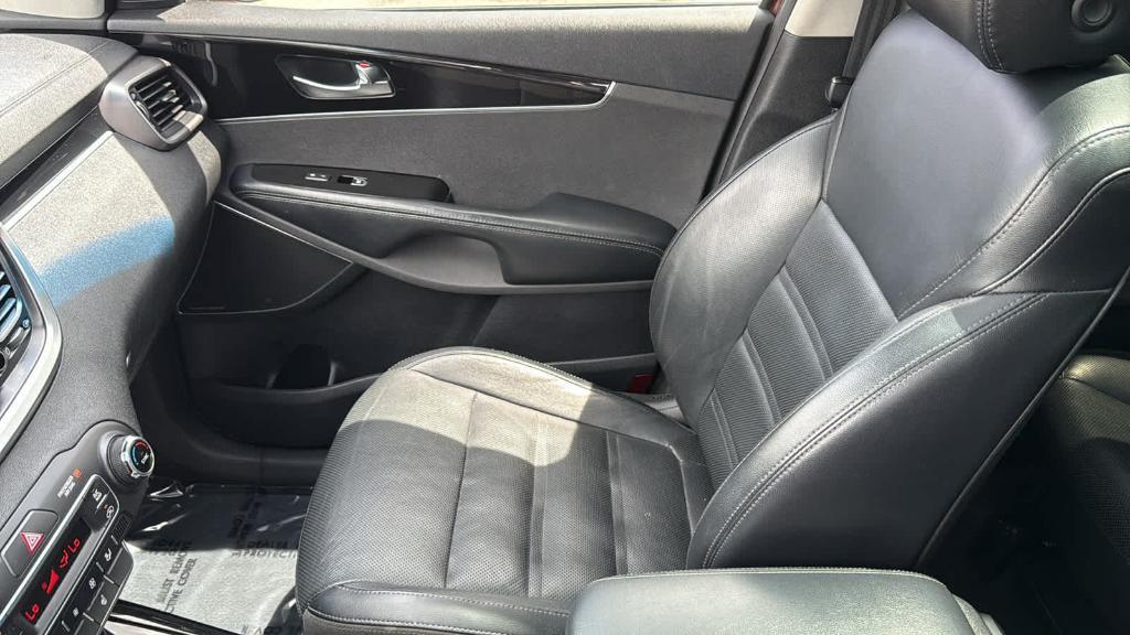 used 2020 Kia Sorento car, priced at $18,988
