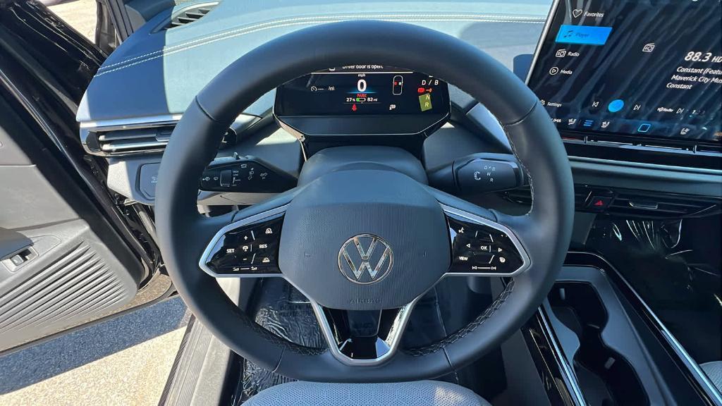 new 2025 Volkswagen ID.4 car, priced at $49,432