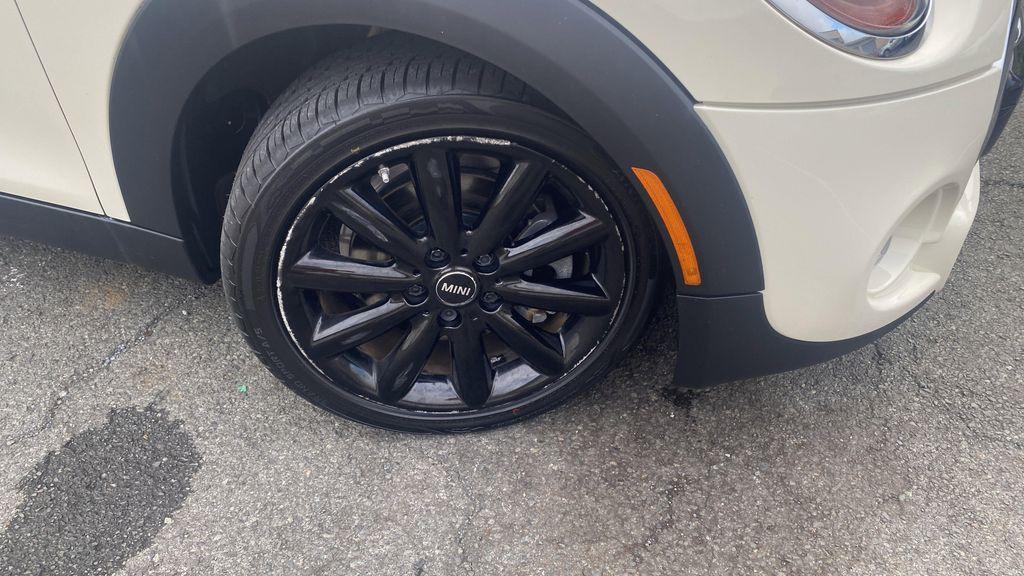 used 2018 MINI Hardtop car, priced at $18,488