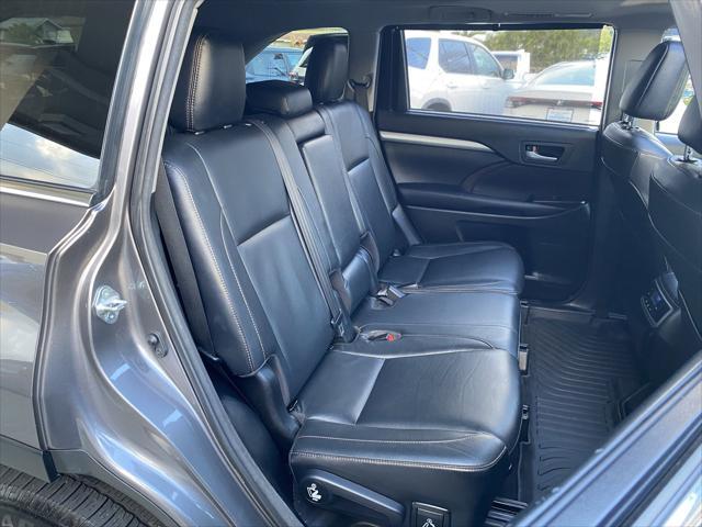 used 2018 Toyota Highlander car, priced at $25,995