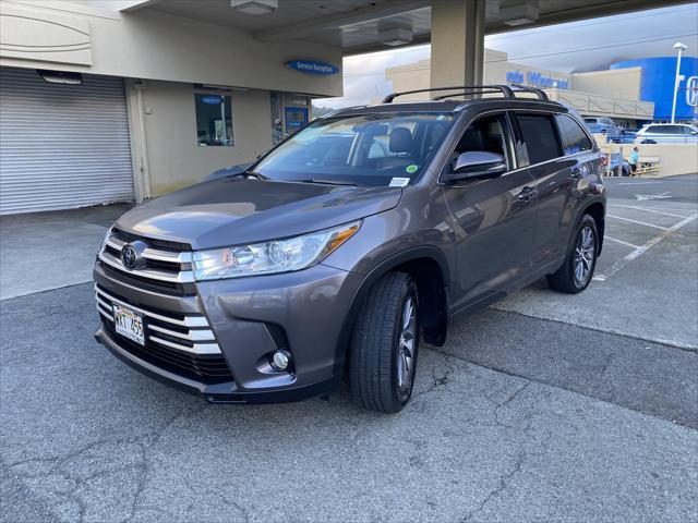 used 2018 Toyota Highlander car, priced at $25,995