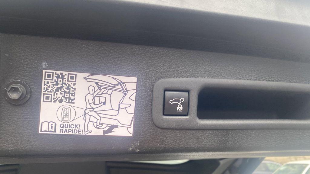 used 2022 Toyota Sienna car, priced at $39,798