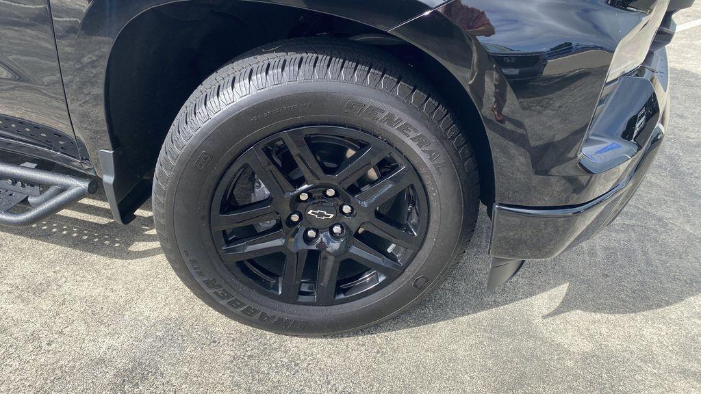 used 2024 Chevrolet Silverado 1500 car, priced at $41,995