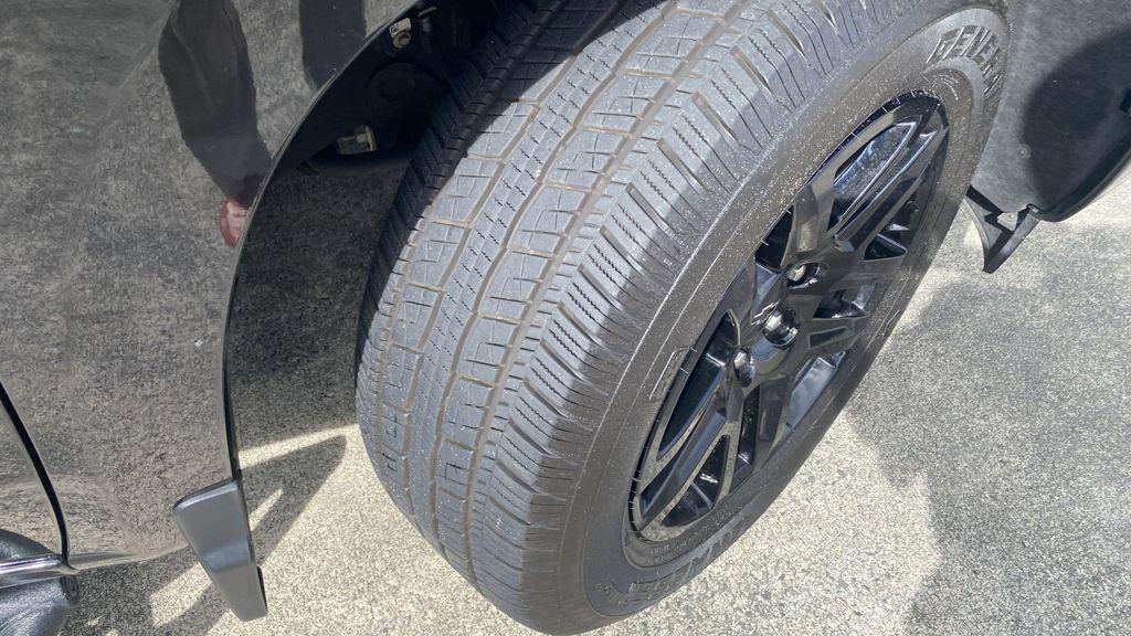 used 2024 Chevrolet Silverado 1500 car, priced at $41,995