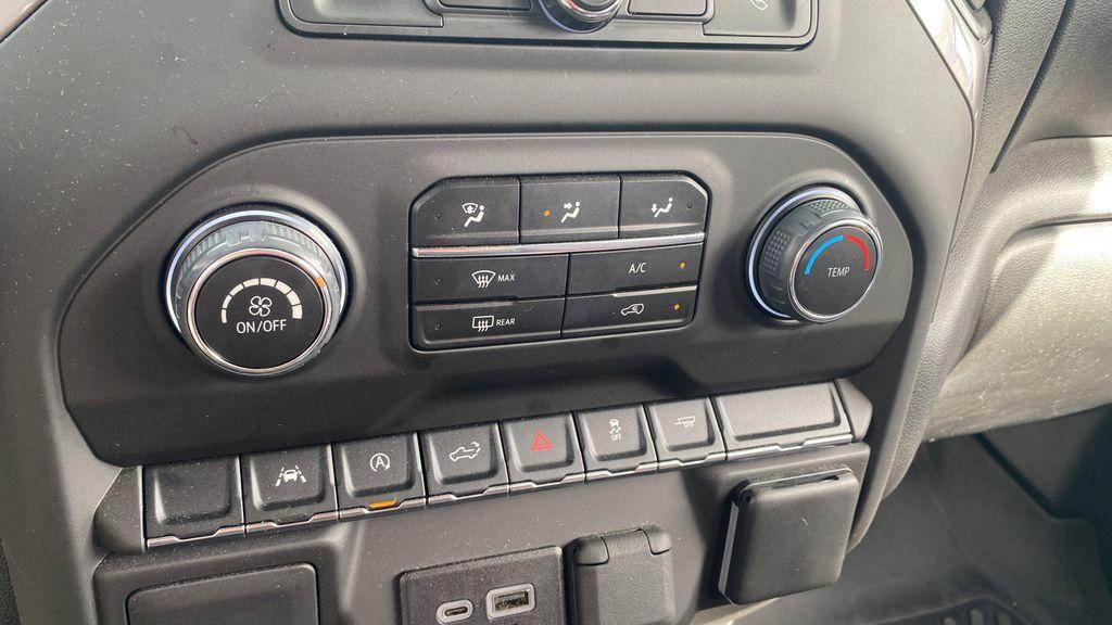 used 2024 Chevrolet Silverado 1500 car, priced at $41,995