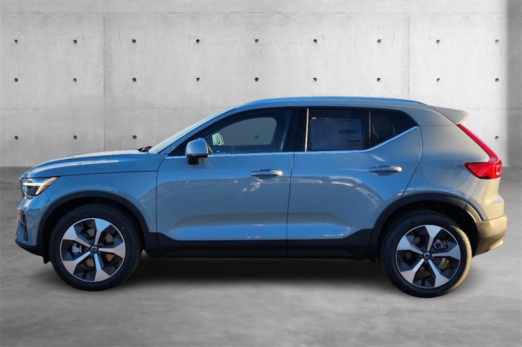 new 2025 Volvo XC40 car, priced at $47,002