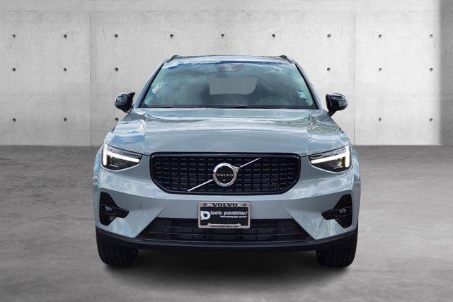 new 2024 Volvo XC40 car, priced at $50,792