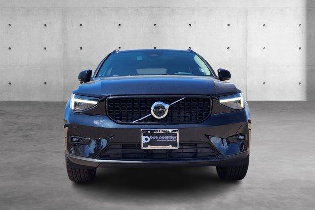 new 2024 Volvo XC40 car, priced at $46,711