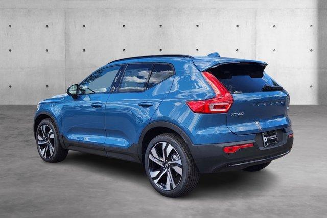 new 2024 Volvo XC40 car, priced at $50,947