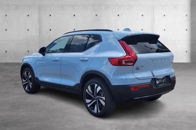 new 2025 Volvo XC40 car, priced at $51,222