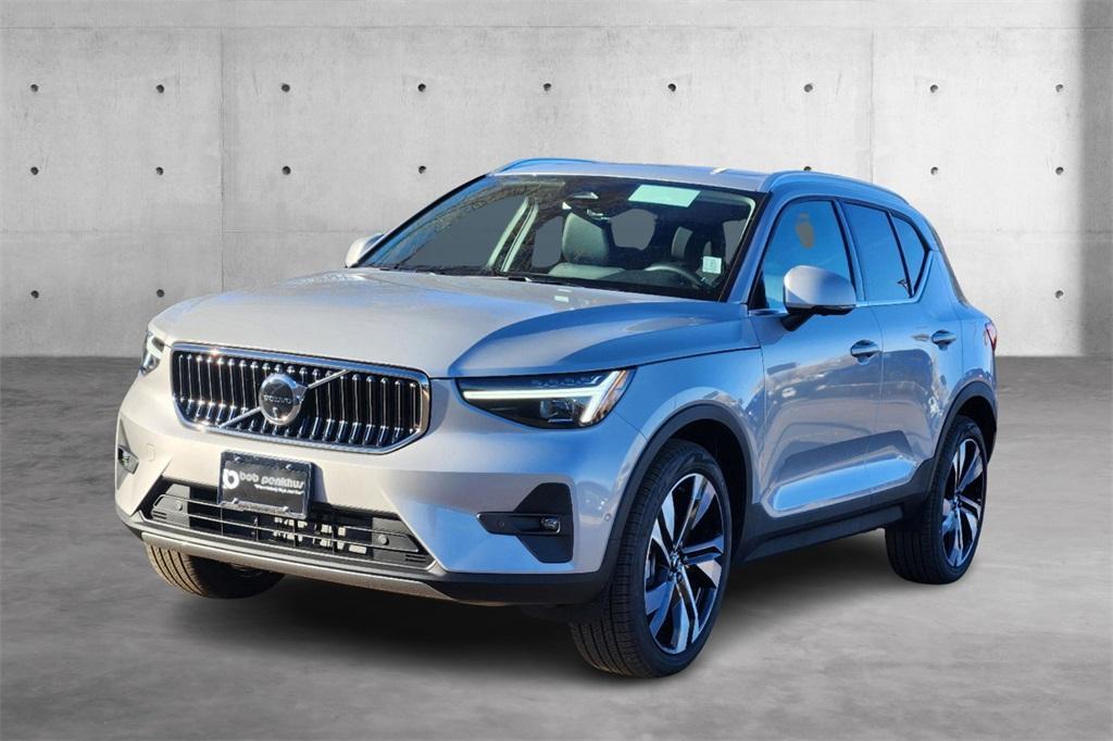 new 2025 Volvo XC40 car, priced at $48,262