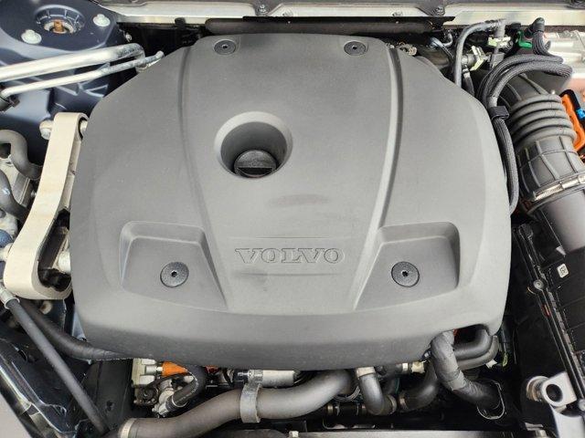 used 2022 Volvo XC60 Recharge Plug-In Hybrid car, priced at $40,382