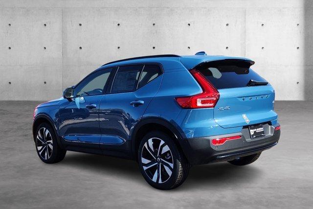 new 2024 Volvo XC40 car, priced at $51,342