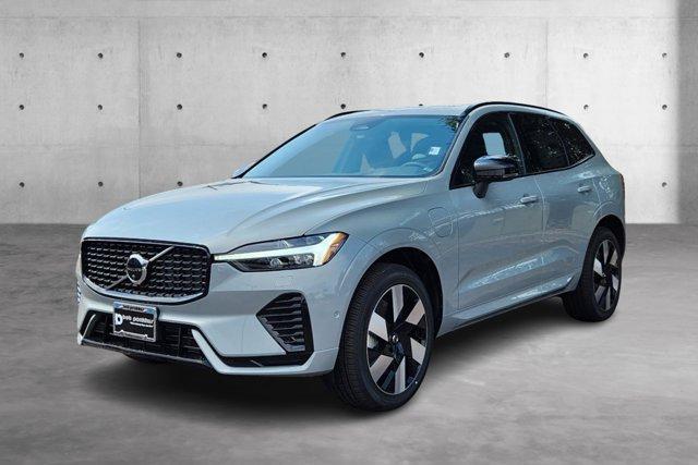 new 2025 Volvo XC60 Plug-In Hybrid car, priced at $65,422