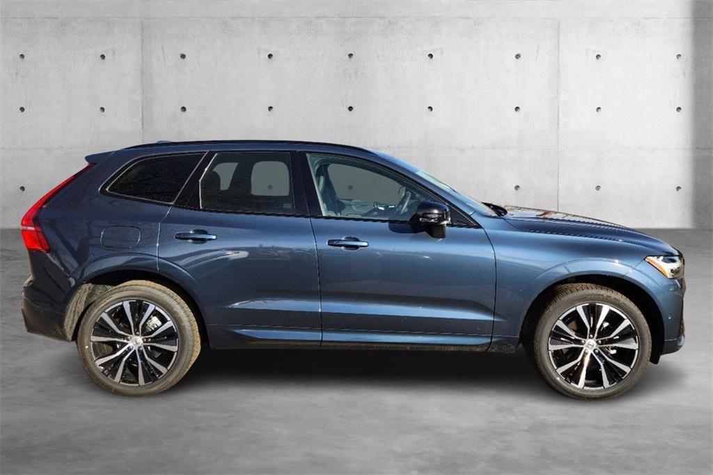 new 2025 Volvo XC60 car, priced at $52,522