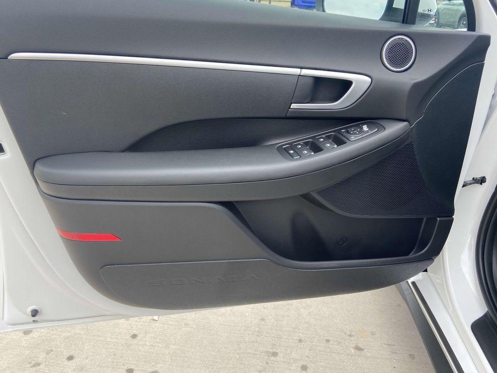 new 2025 Hyundai Sonata car, priced at $29,398