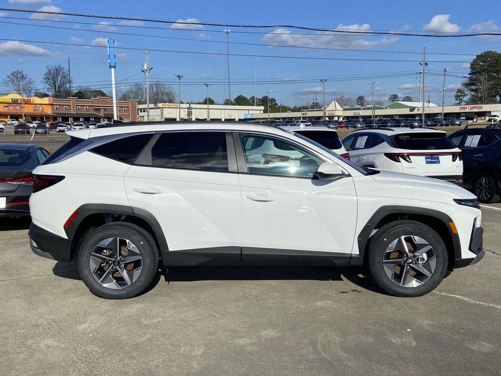 new 2025 Hyundai Tucson car, priced at $34,620