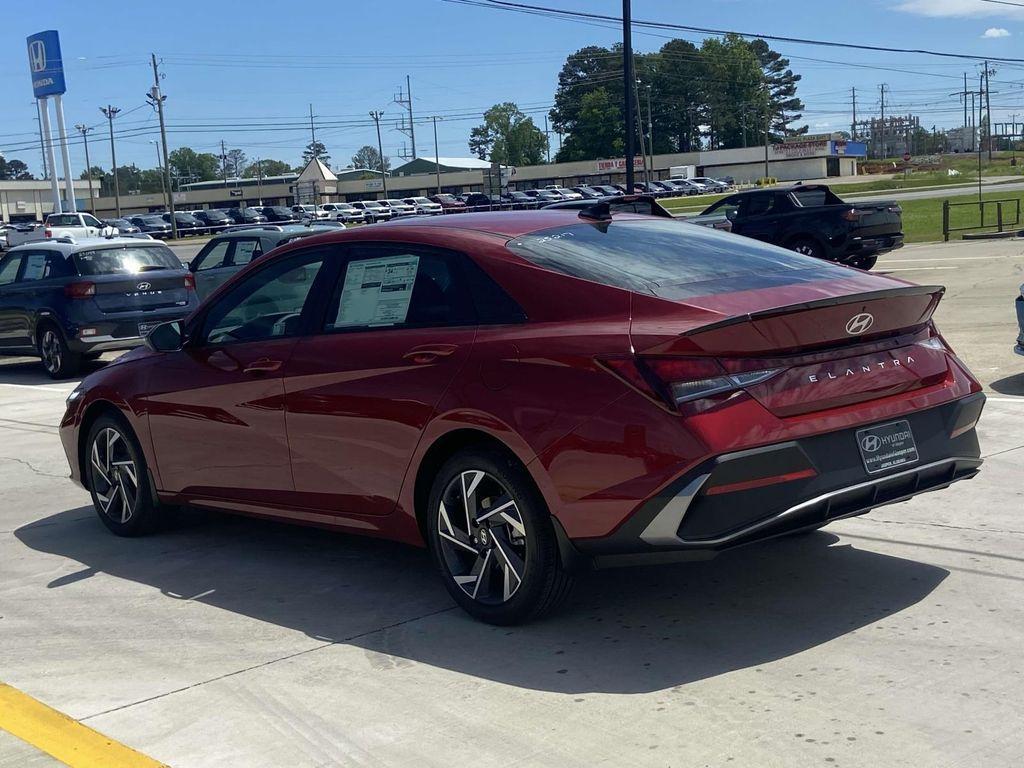 new 2025 Hyundai Elantra car, priced at $25,530