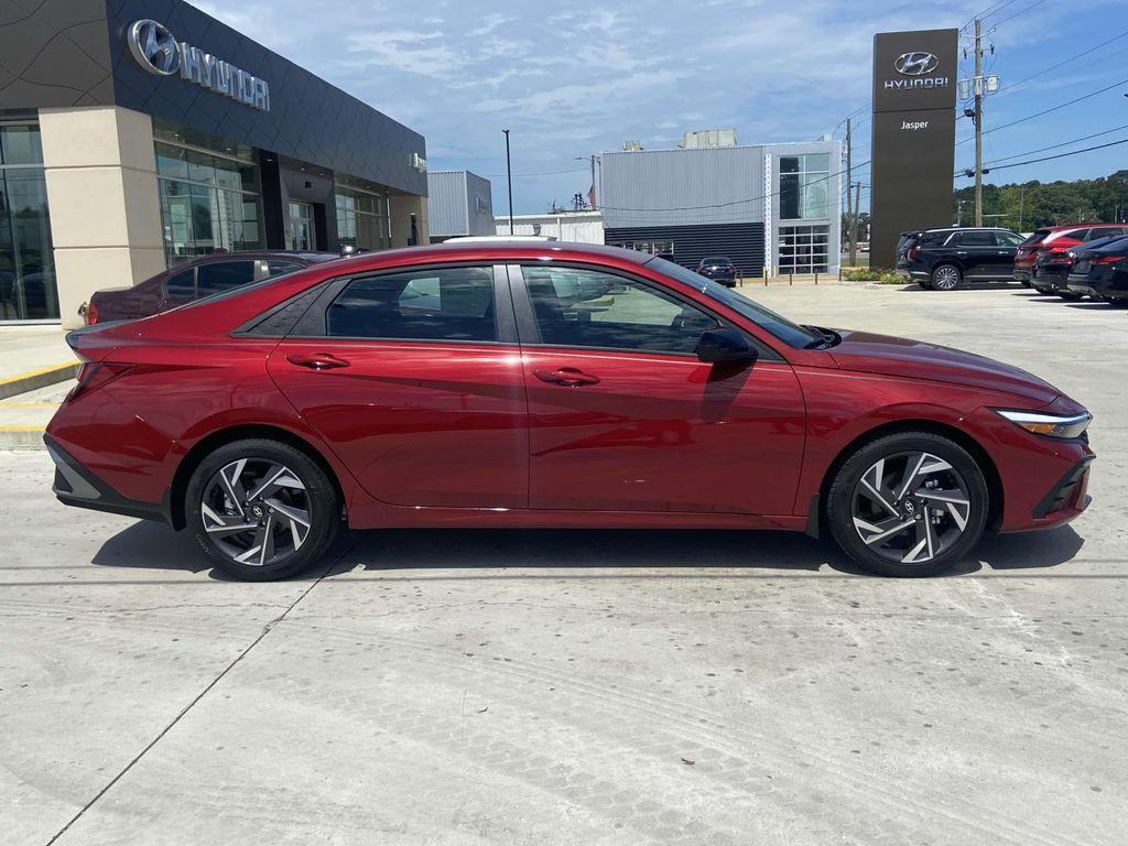 new 2025 Hyundai Elantra car, priced at $25,530