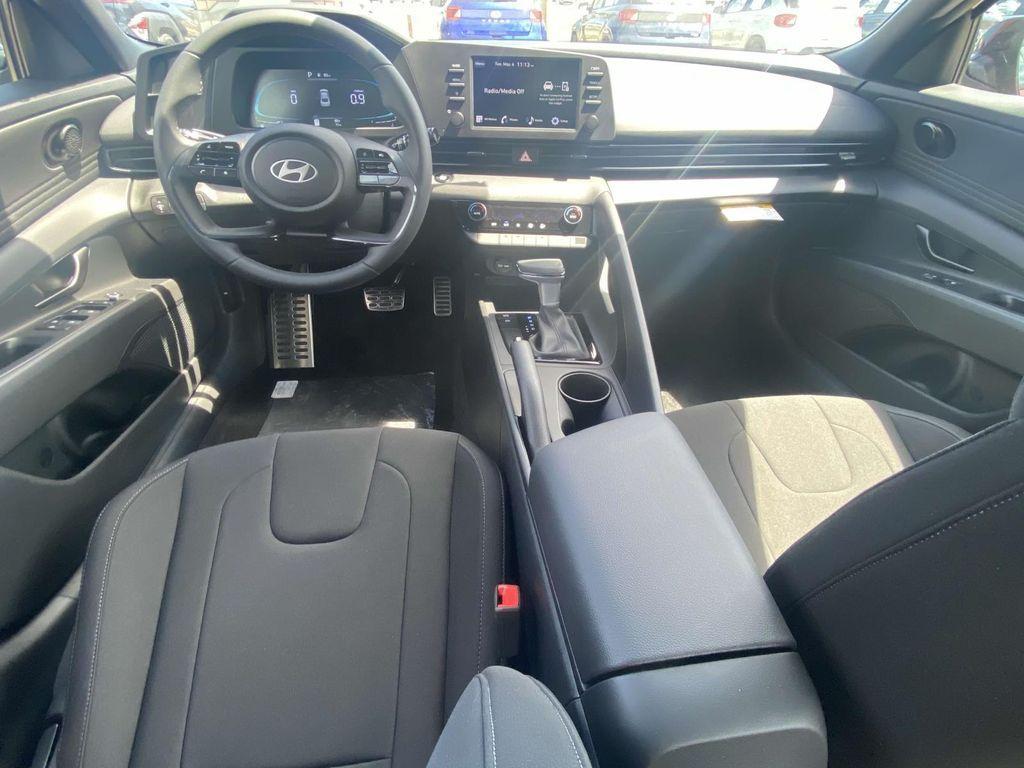 new 2025 Hyundai Elantra car, priced at $25,530
