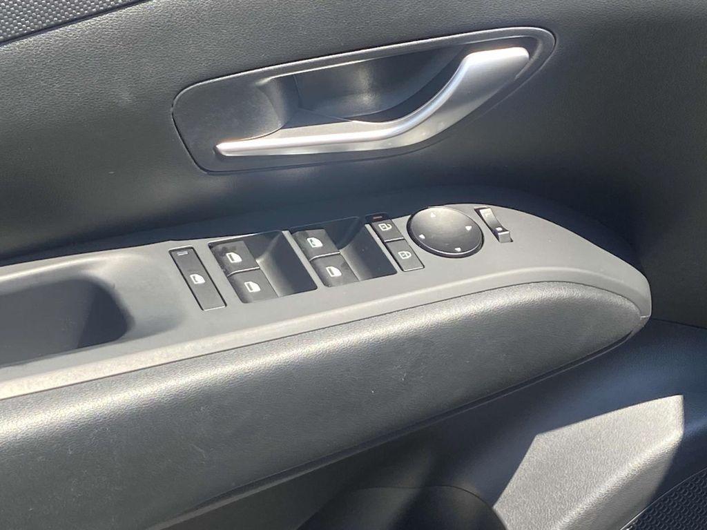 new 2025 Hyundai Tucson car, priced at $30,380