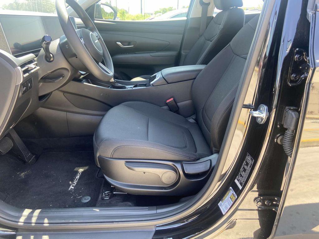 new 2025 Hyundai Tucson car, priced at $30,380