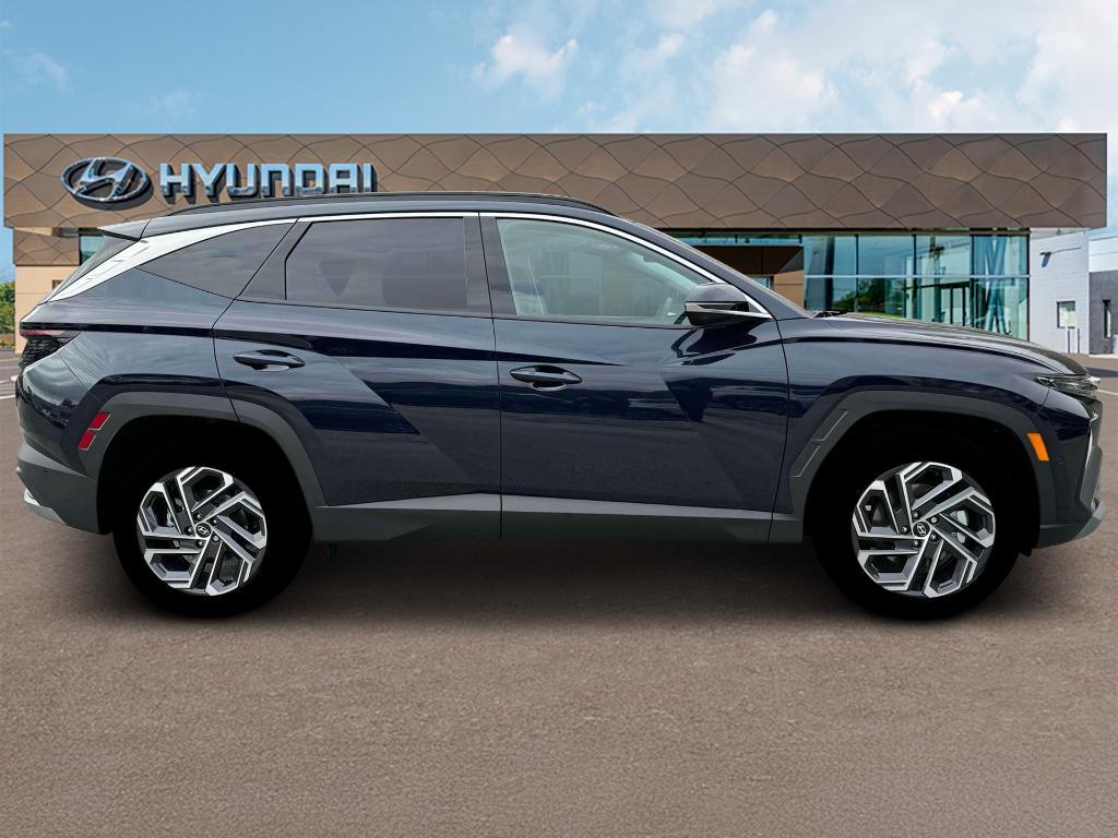 new 2025 Hyundai TUCSON Hybrid car, priced at $43,075