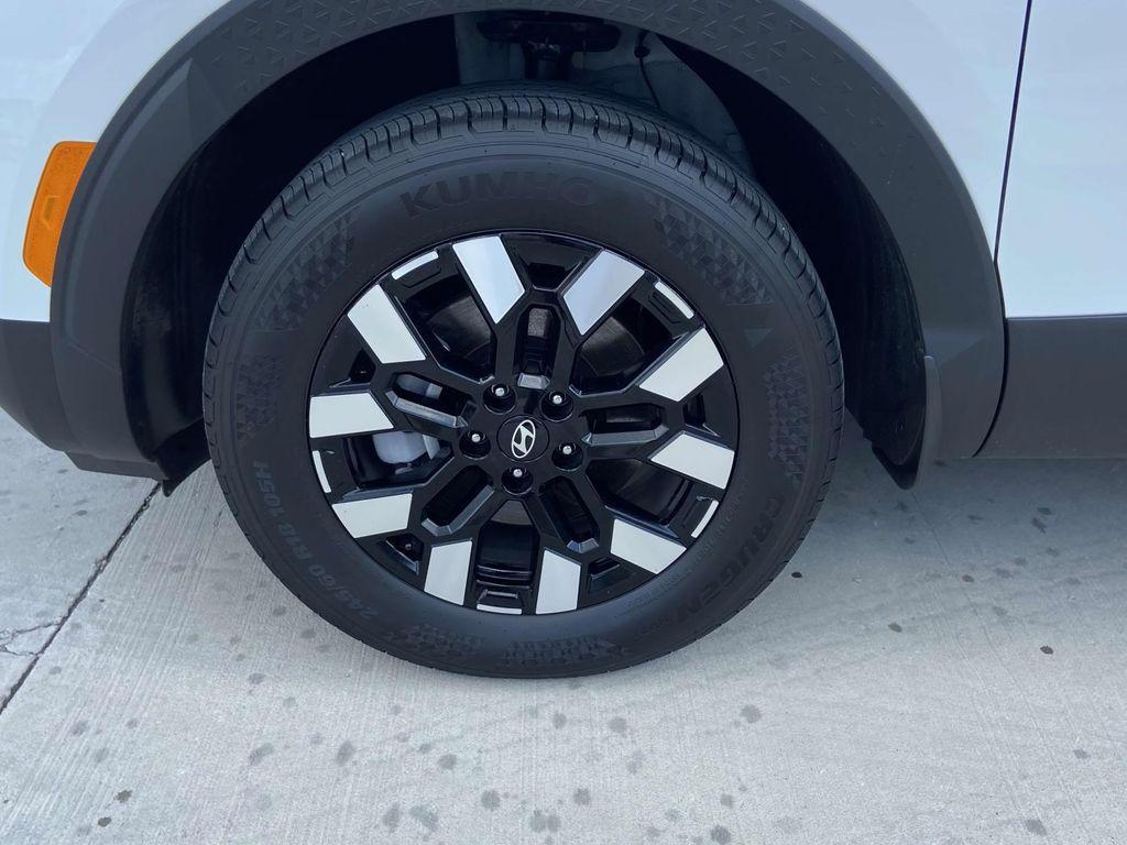 used 2025 Hyundai SANTA CRUZ car, priced at $26,991