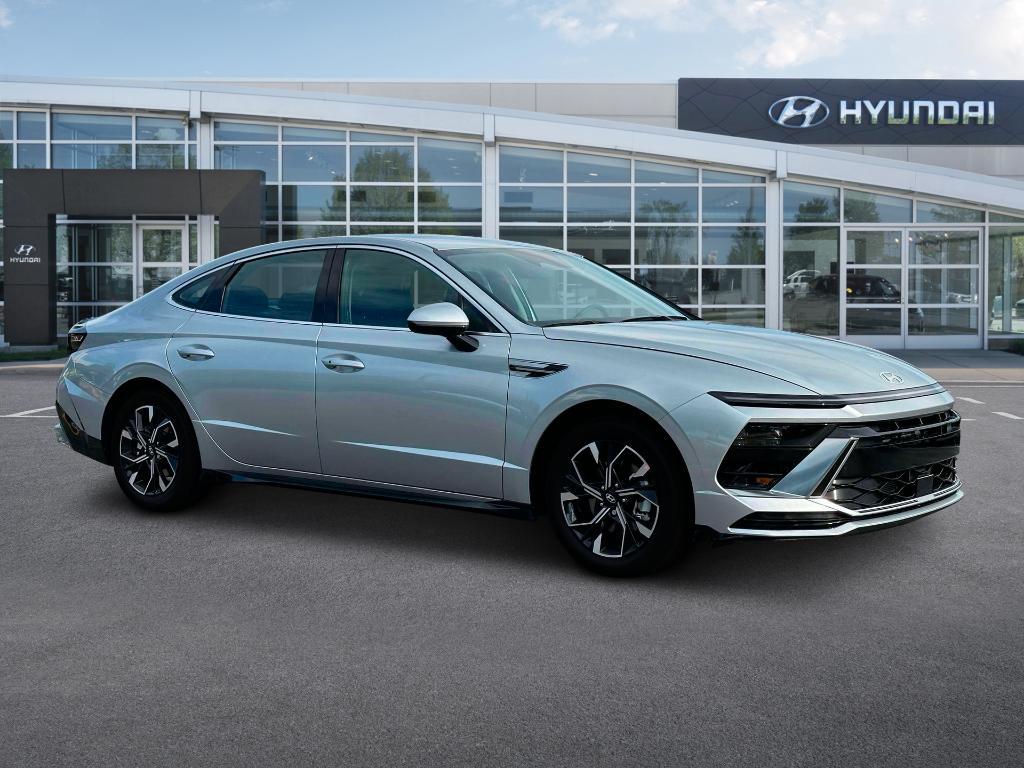 new 2025 Hyundai Sonata car, priced at $29,735