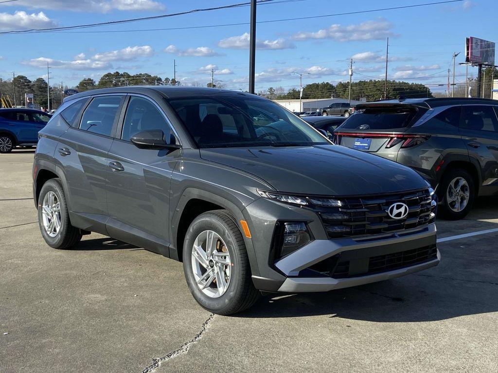 new 2025 Hyundai Tucson car, priced at $30,620