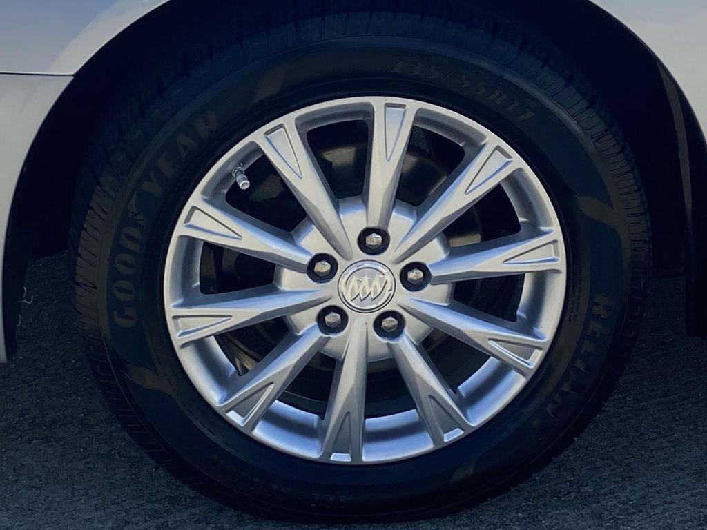 used 2009 Buick Lucerne car, priced at $6,000