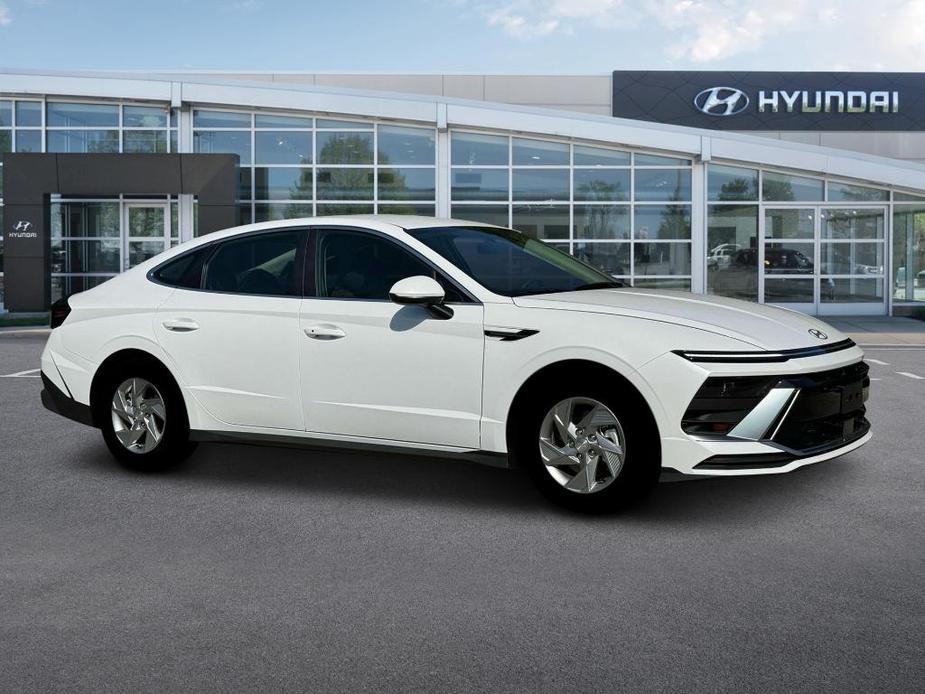 new 2025 Hyundai Sonata car, priced at $28,825