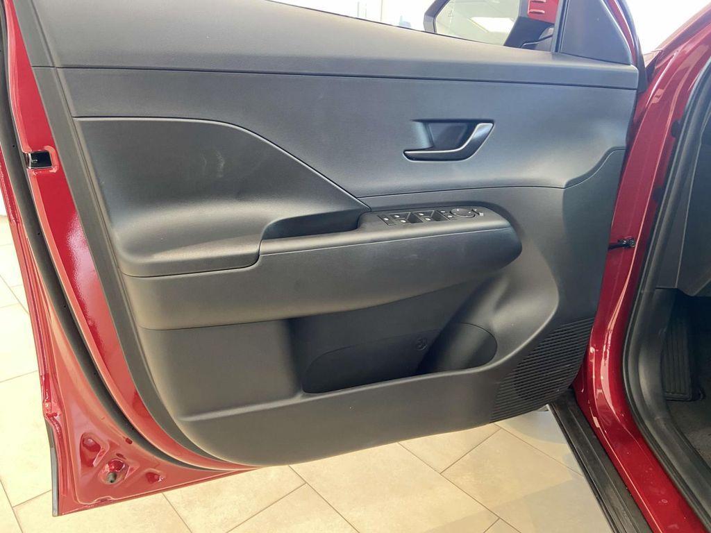 new 2025 Hyundai Kona car, priced at $28,590