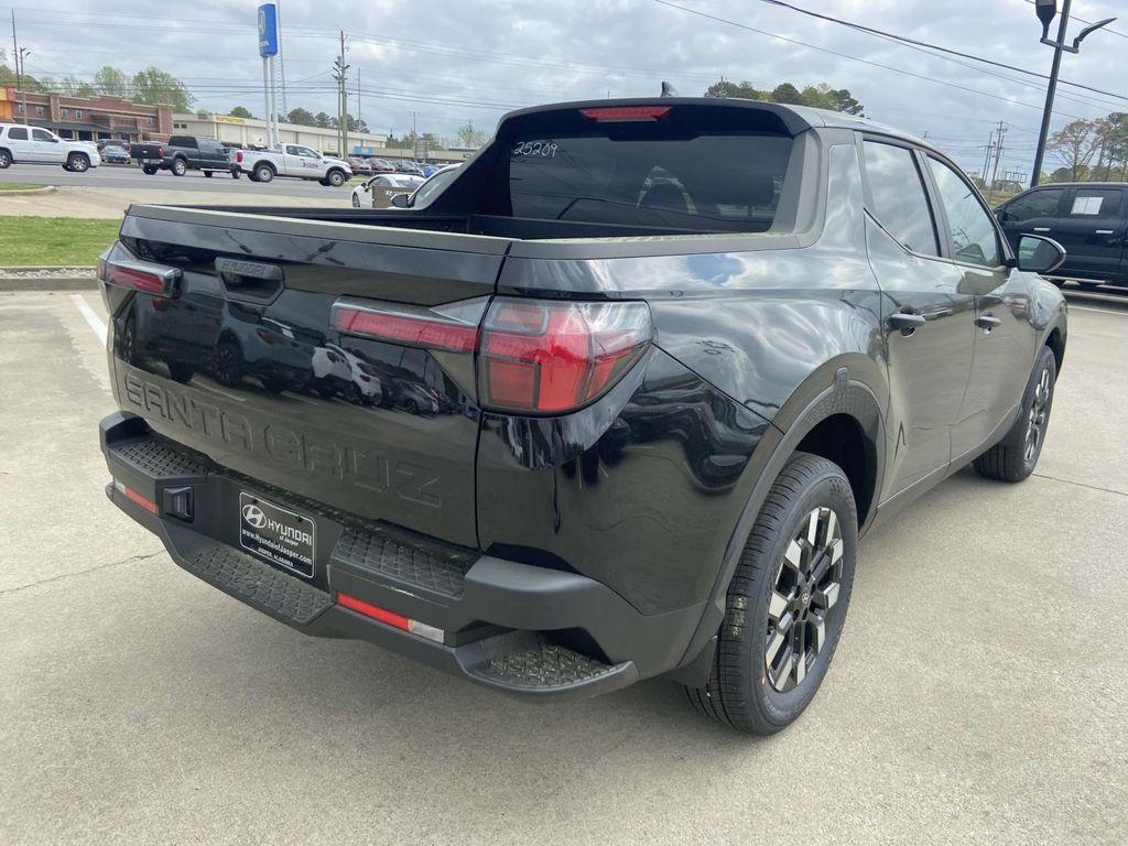 new 2025 Hyundai SANTA CRUZ car, priced at $30,810