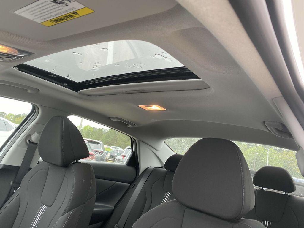 new 2025 Hyundai Elantra car, priced at $27,970