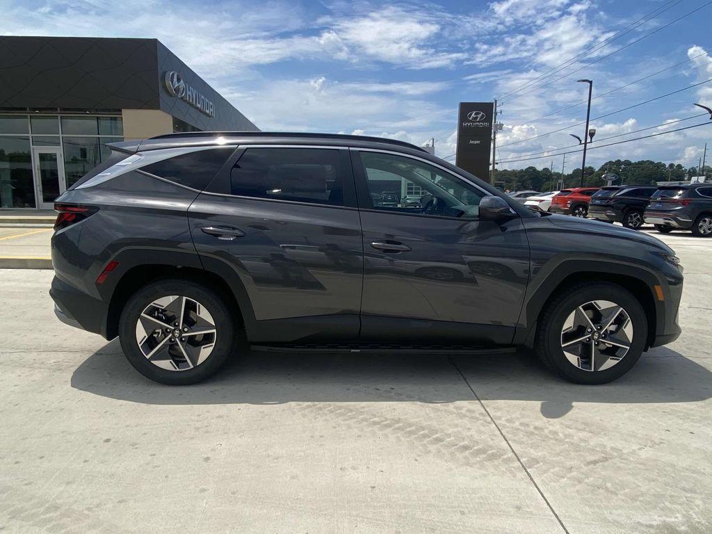 new 2025 Hyundai Tucson car, priced at $33,290