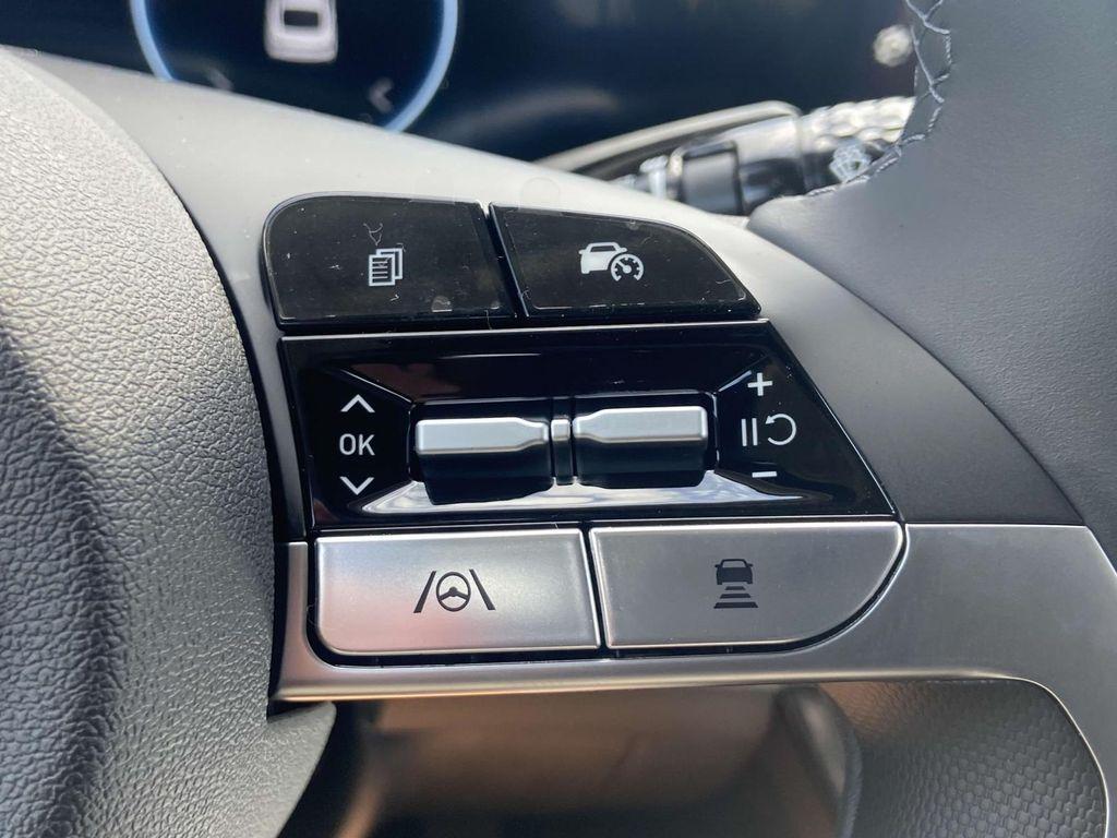 new 2025 Hyundai Elantra car, priced at $28,050