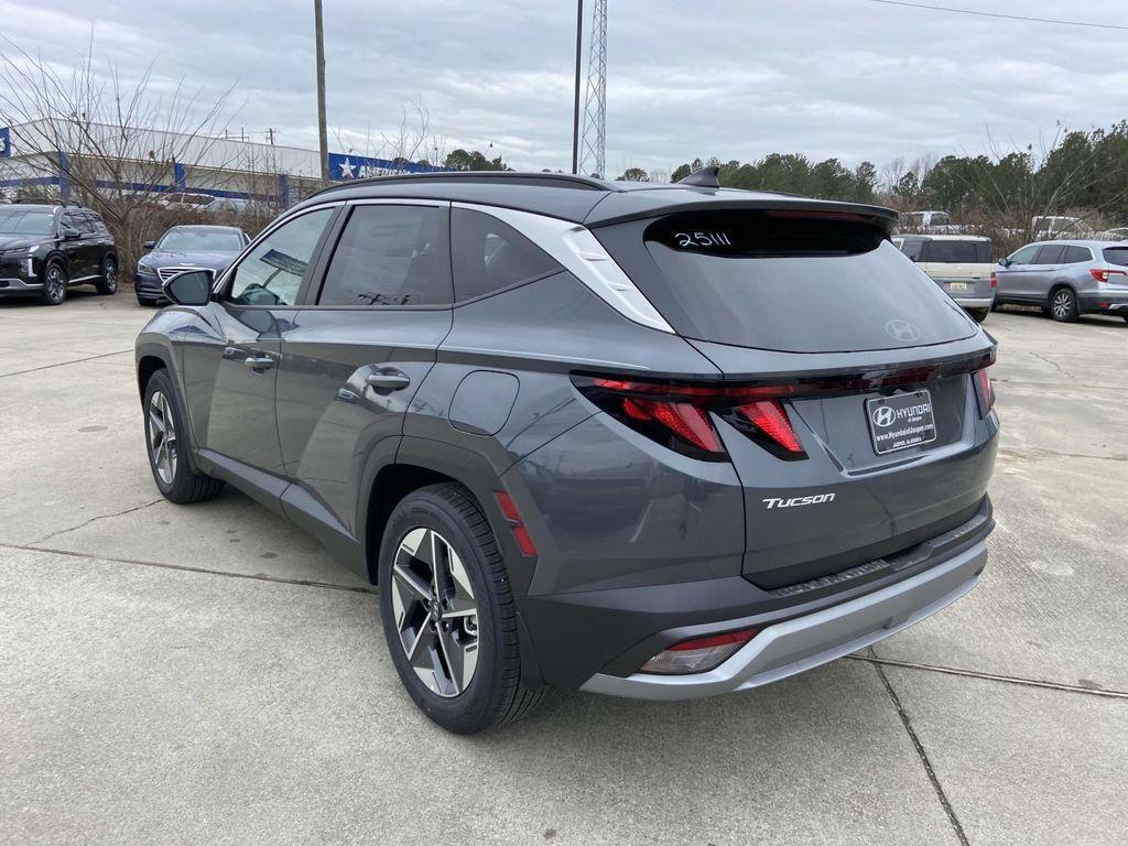 new 2025 Hyundai Tucson car, priced at $32,595