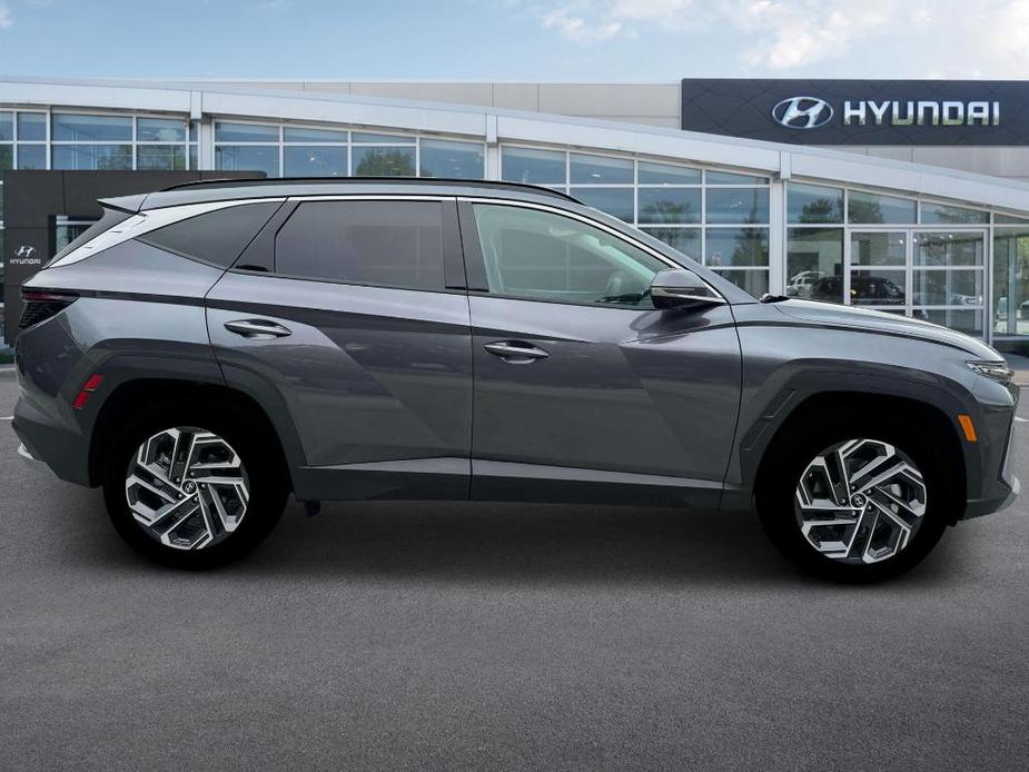 new 2025 Hyundai Tucson Hybrid car, priced at $43,324