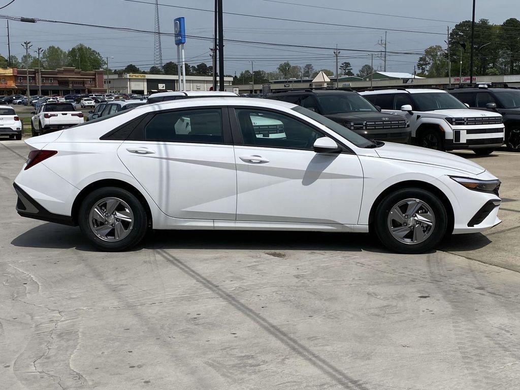 new 2025 Hyundai Elantra car, priced at $24,005