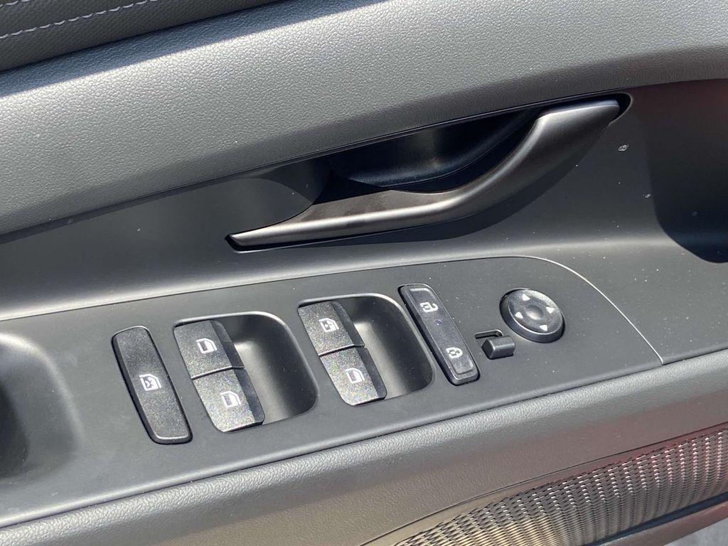new 2025 Hyundai Elantra car, priced at $25,510
