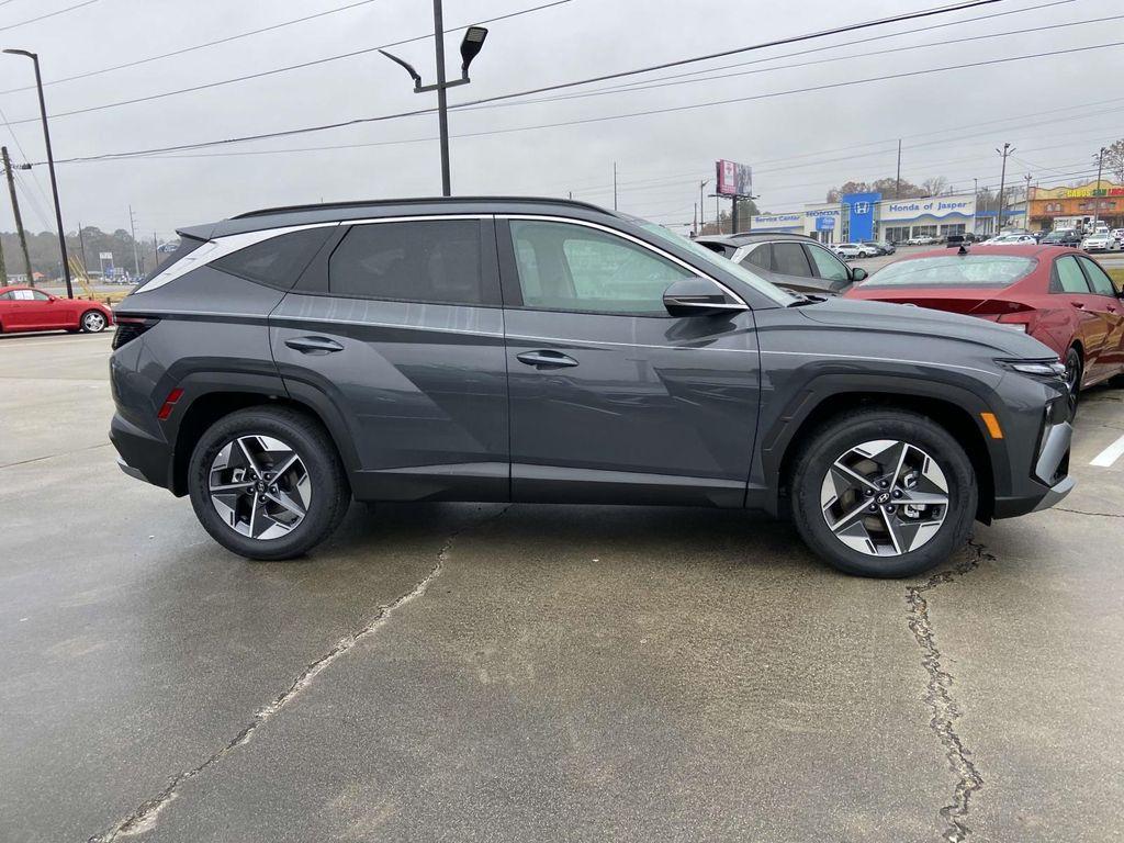 new 2025 Hyundai Tucson car, priced at $35,120