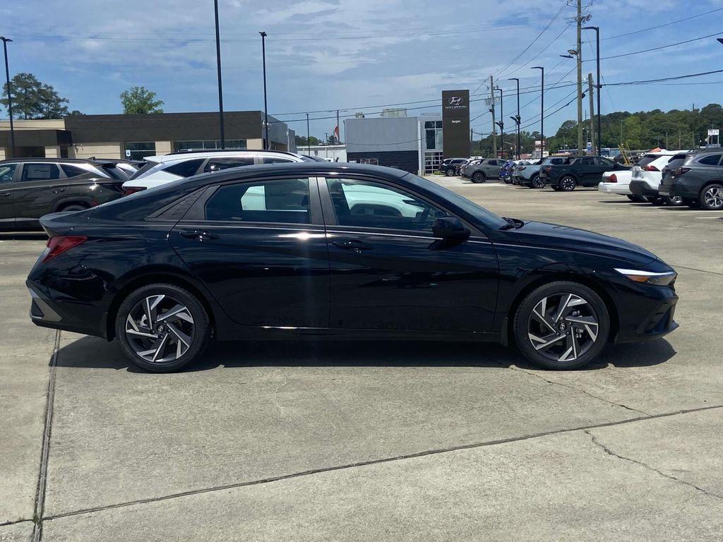 new 2025 Hyundai Elantra car, priced at $25,030