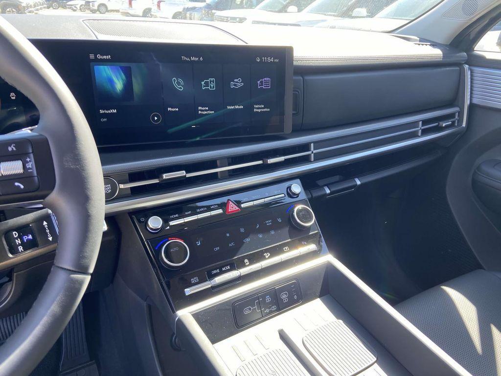 new 2025 Hyundai Santa Fe car, priced at $39,015