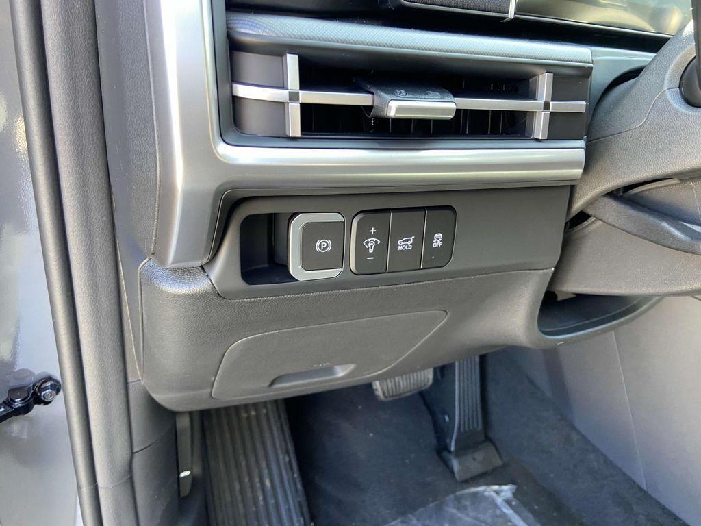 new 2025 Hyundai Santa Fe car, priced at $39,015
